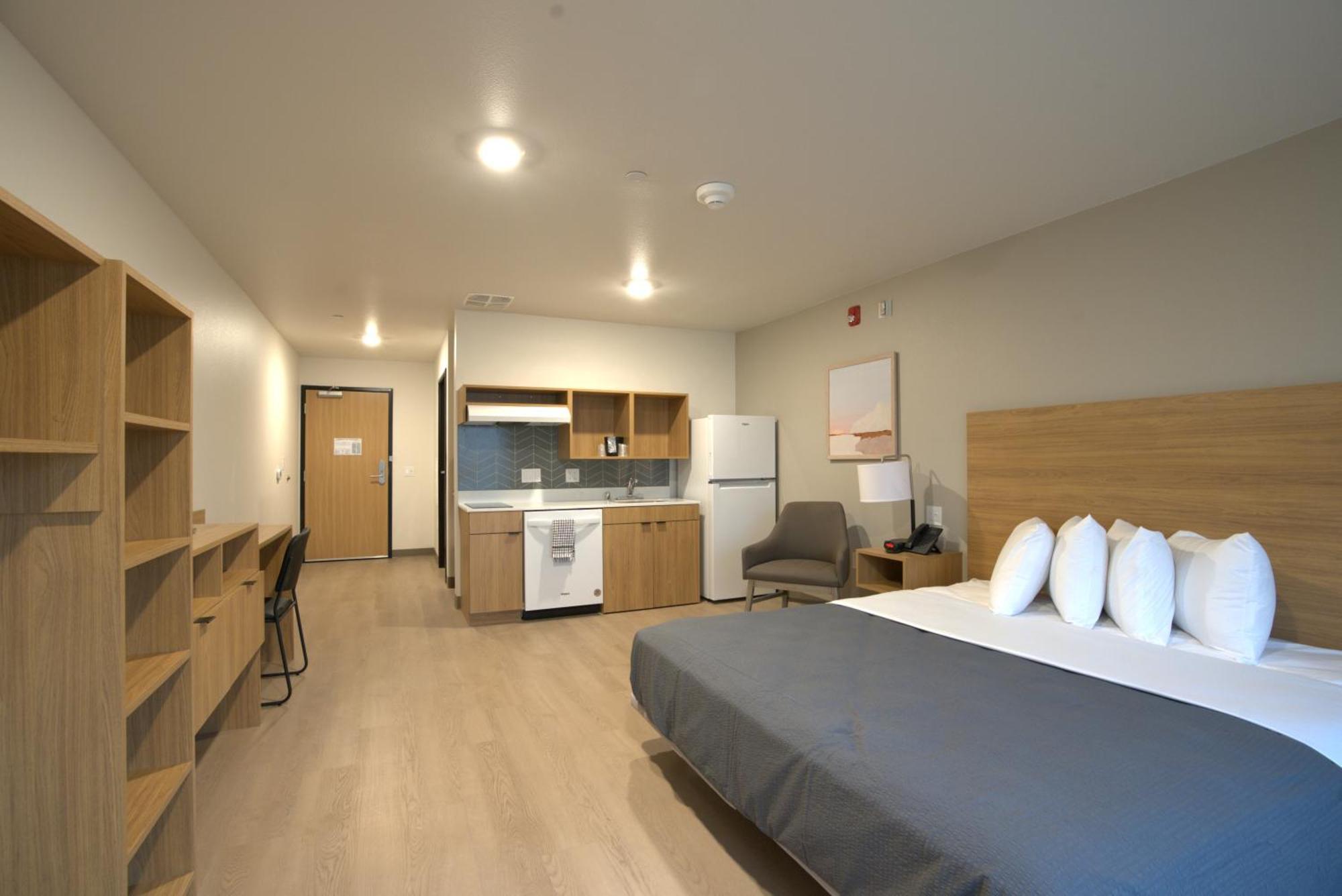Livaway Suites Tri-Cities-Ричланд Екстериор снимка